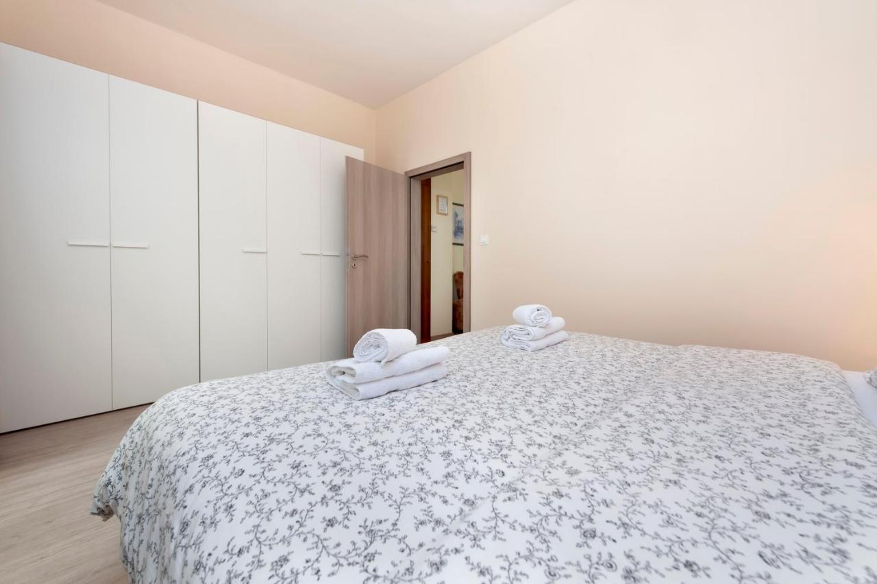 Apartments Sandra Rovinj Eksteriør bilde